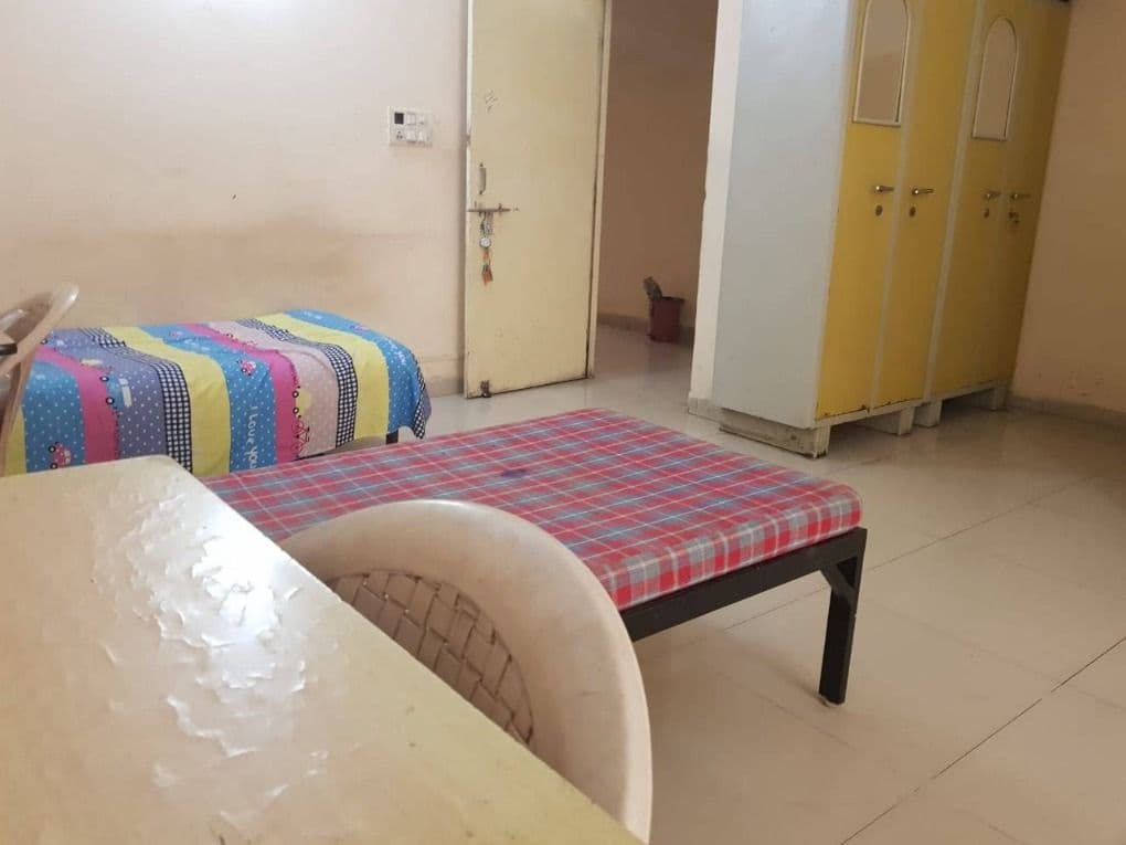 Single Sharing room